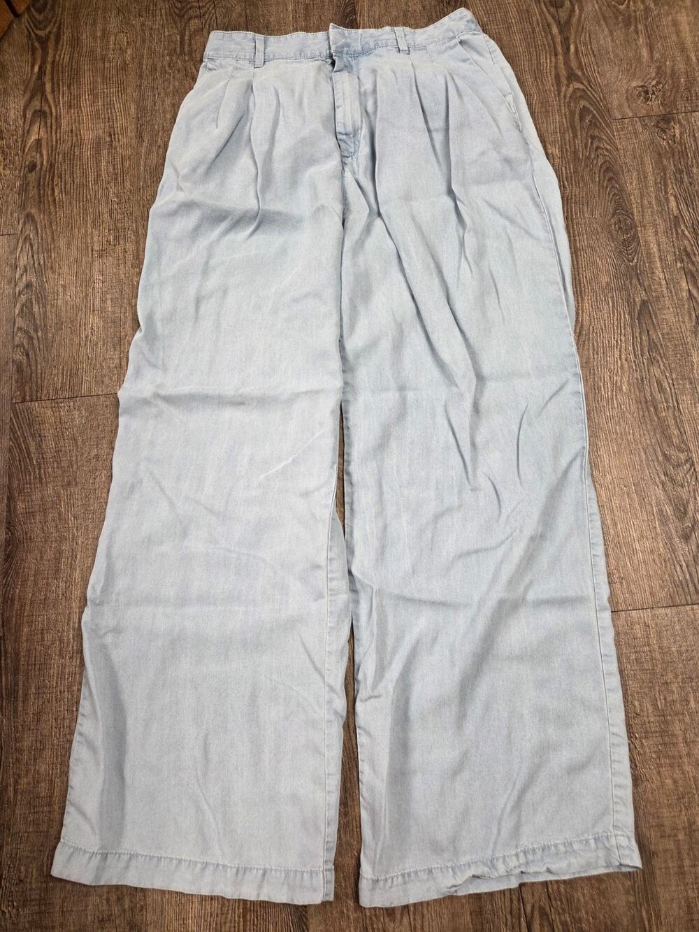 Gap Chambray Light Wash Easy Trouser Pants Jeans Wide Leg Size 10